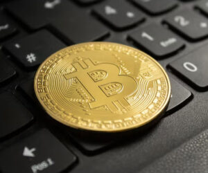 trading bitcoin harian atau jangka panjang