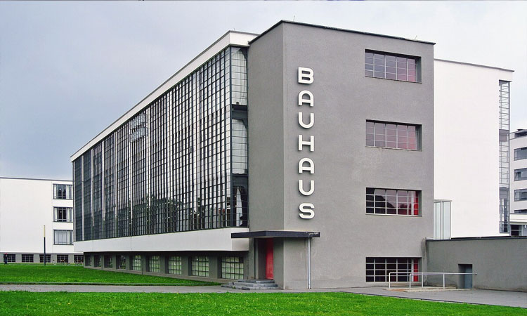 Arsitektur Bauhaus Integrasi Seni Dan Teknologi