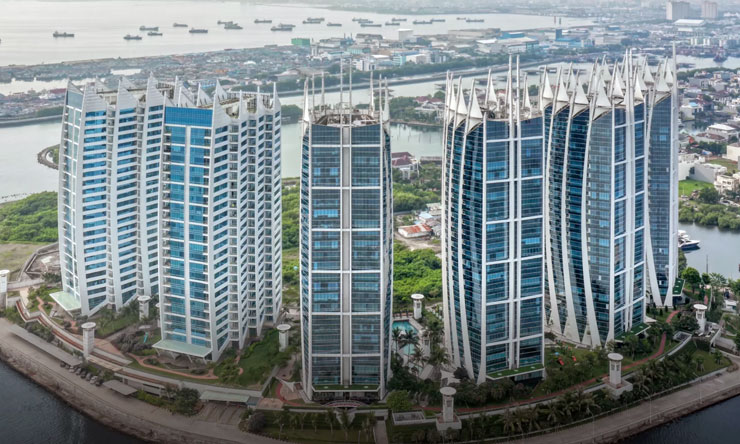 Regatta Towers